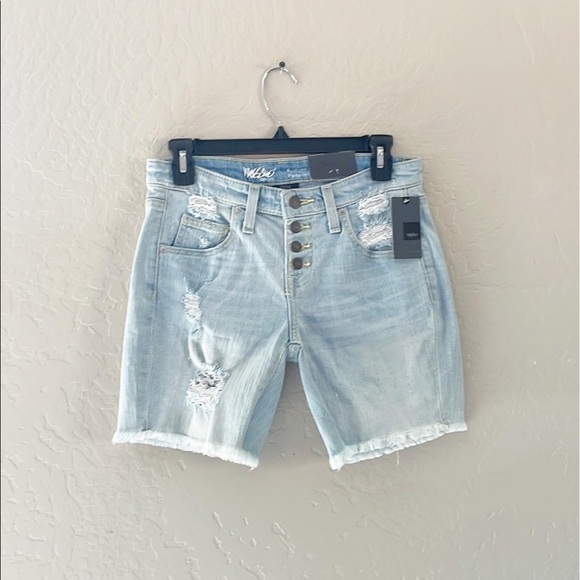 Boyfriend‎ Denim Shorts - Picture 1 of 9